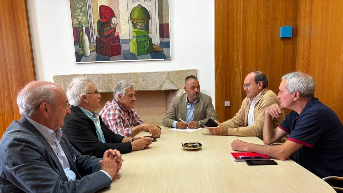 La Diputación y el Foro del Manzanal sugieren recuperar la Fiesta de las Comarcas Leonesas