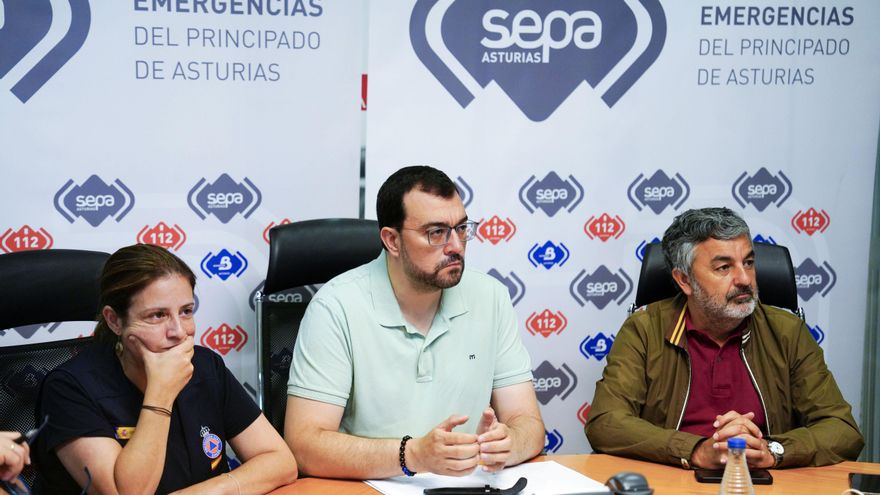 Asturias reclama medios que impidan que crucen más fuegos originados en León