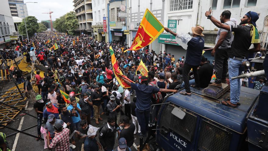 El presidente de Sri Lanka anuncia su dimisión tras las protestas contra su gestión económica