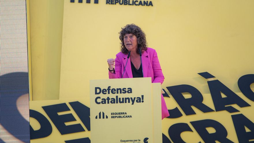 La candidata al congreso, Teresa Jordà, durante un mitin para las elecciones del 23J. Archivo.