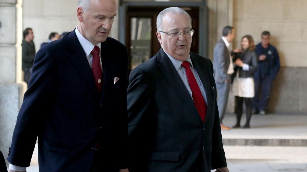 Defensa de Fernández dice que ayudas de ERE "no difieren" de las estatales, "excepto" en el control previo