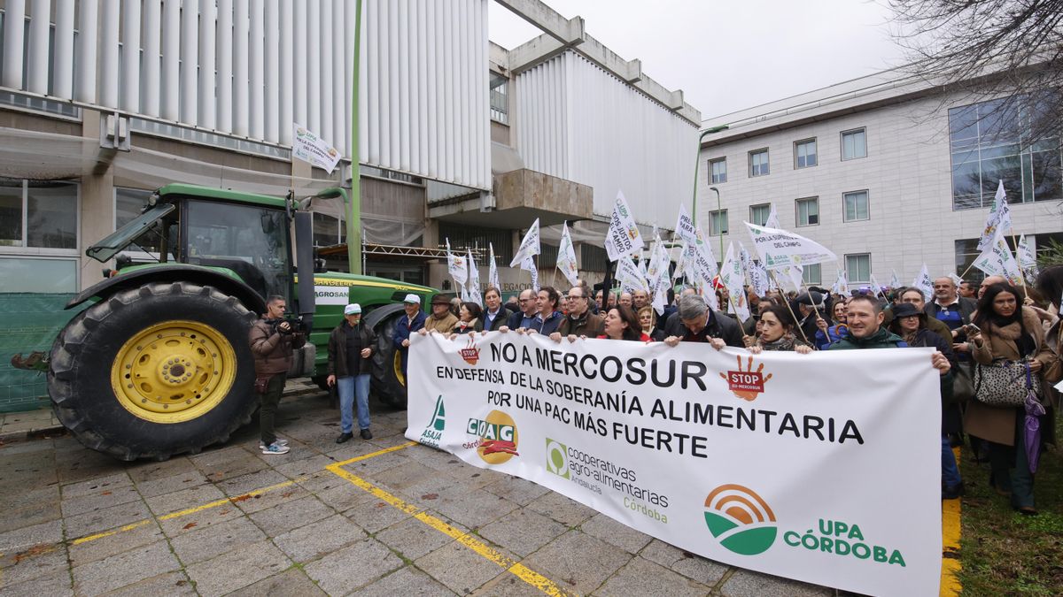 Protesta de Asaja, Coag y UPA por el acuerdo Mercosur