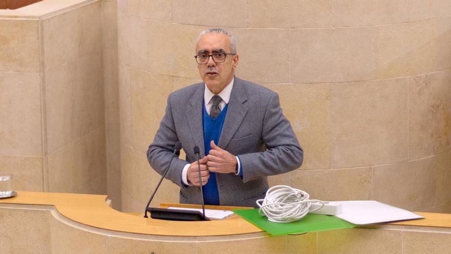El PRC cree "patético" que el consejero César Pascual "presuma de mantener abiertos consultorios sin médico"