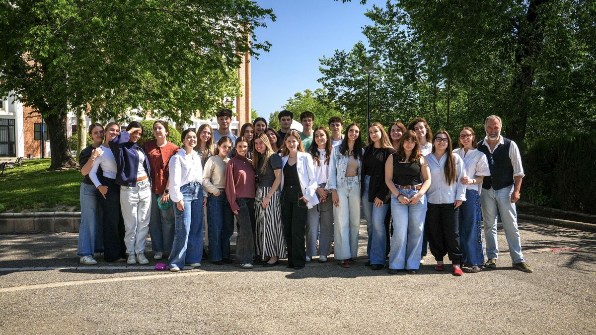 La Universidad Loyola celebra el Día Mundial del Arte en Córdoba con la intervención de Paco Pérez Valencia