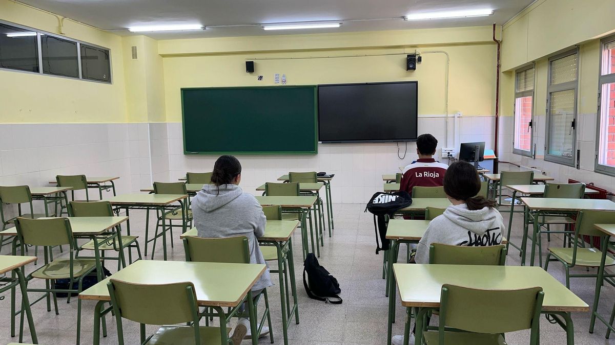 Clase vacía en un instituto de Secundaria de Logroño
