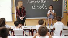 Cristina Cifuentes en la inauguración del curso escolar 2015-2016. / Madrid.org