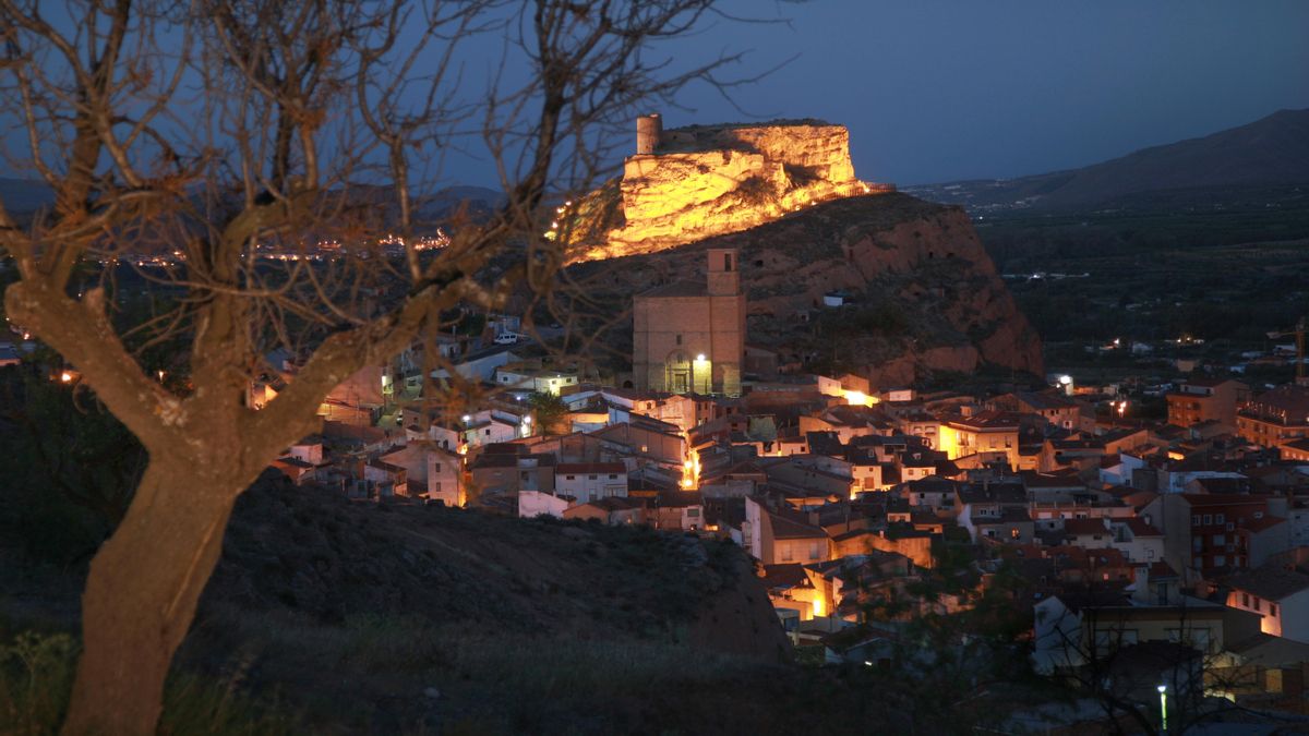 Castillo de Arnedo por la noche