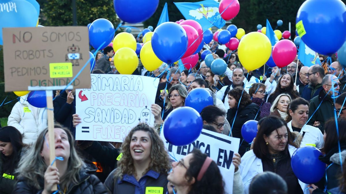 La huelga médica en Asturias alcanza hasta un 70 % de seguimiento según los sindicatos, frente al 11,6 % que cifra el Principado