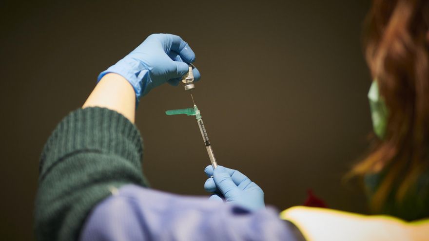 Un total de 983 profesionales sanitarios han precisado baja laboral por COVID-19 en julio en Navarra