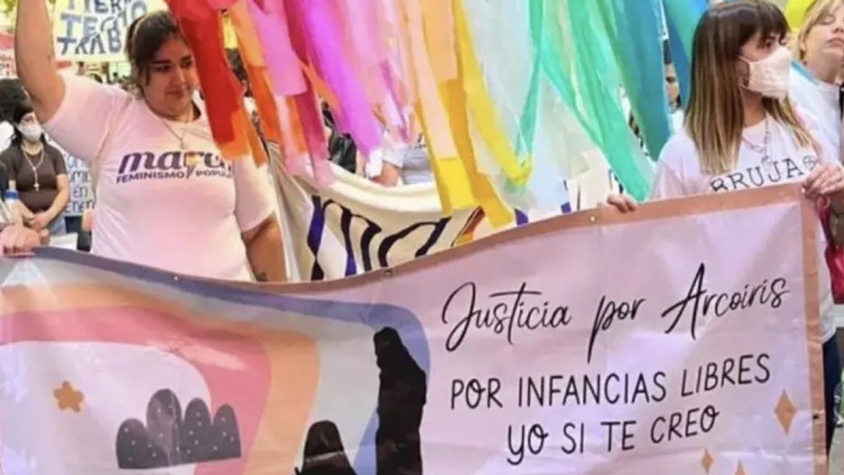 Organizaciones reclaman justicia por Arcoíris.