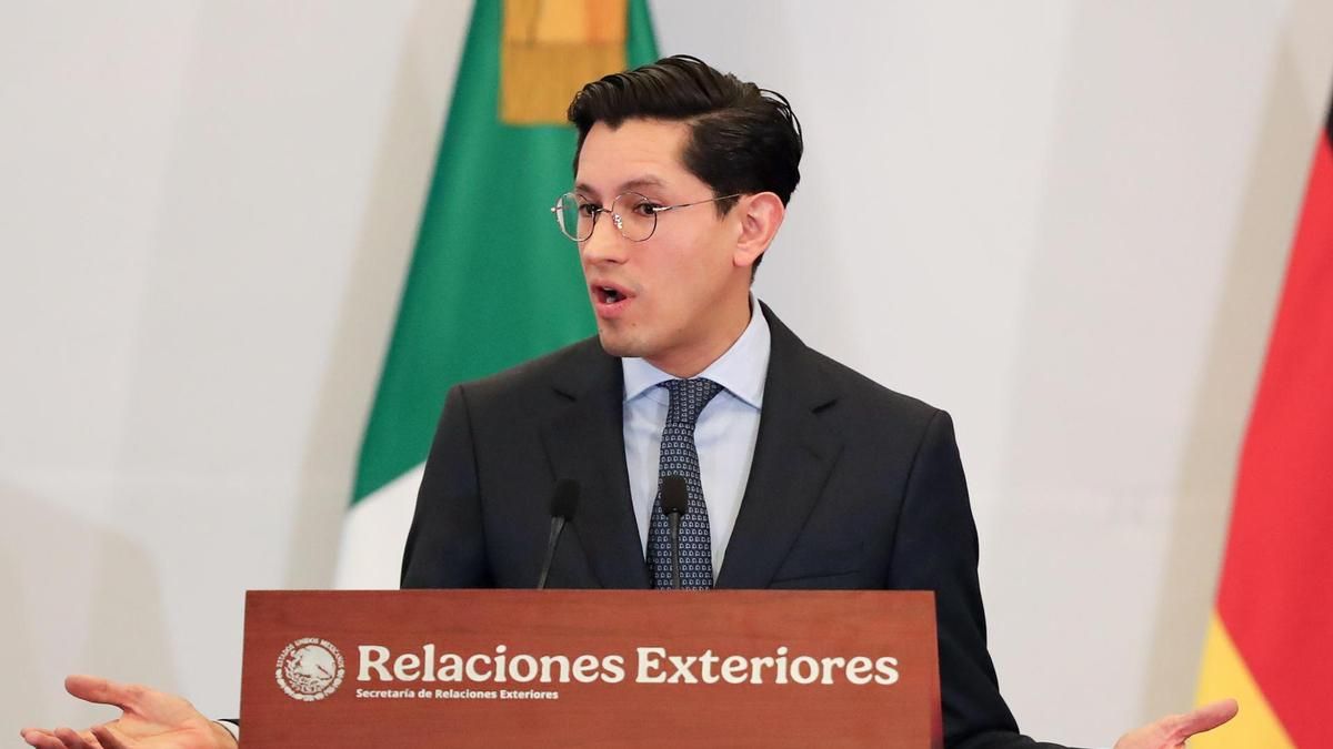 México dice que Ayuso y Álvarez de Toledo "son bienvenidas" si quieren ir "a dar conferencias o de vacaciones"