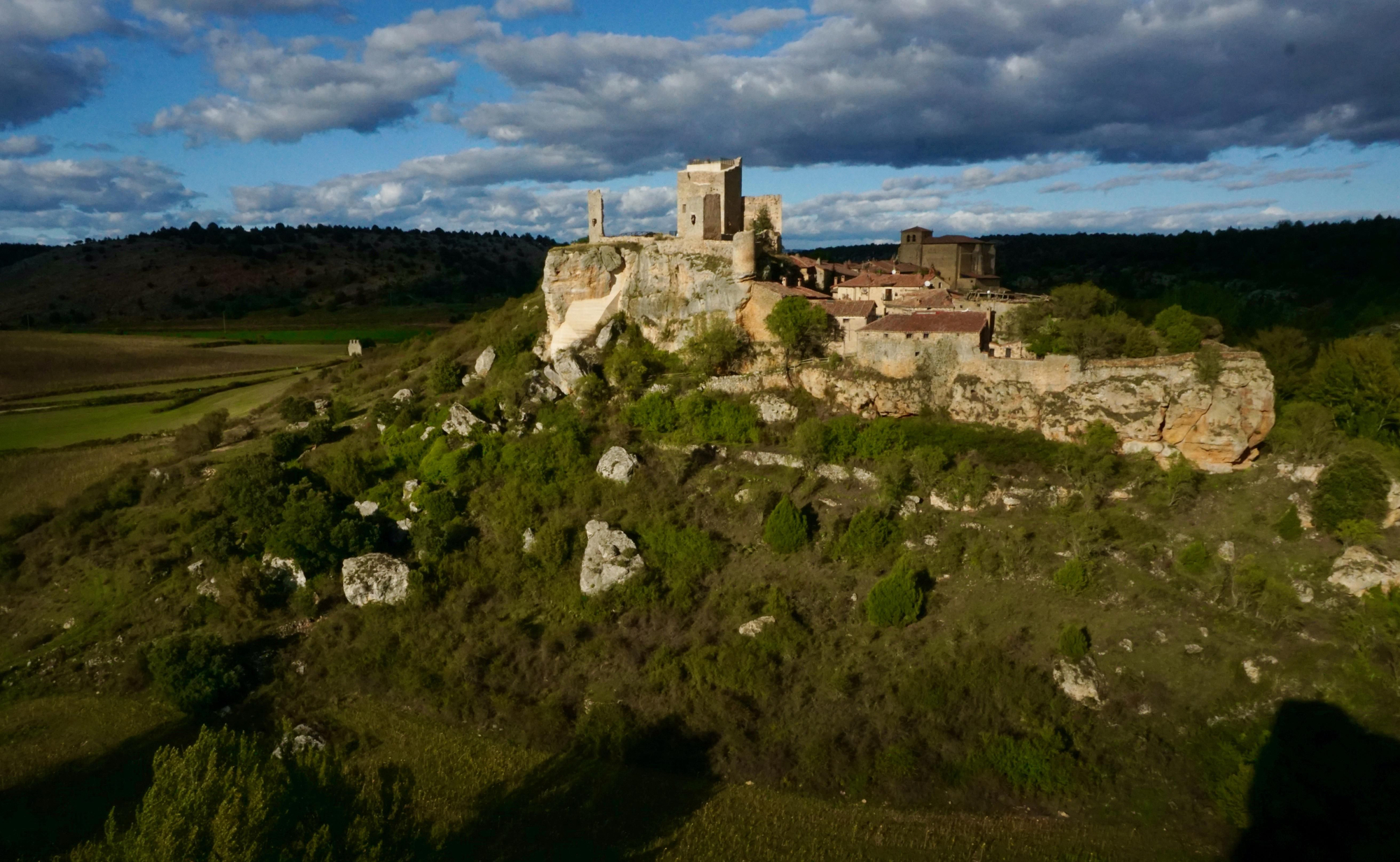Castillo de Calatañazor desde el mirador de Los Castejones