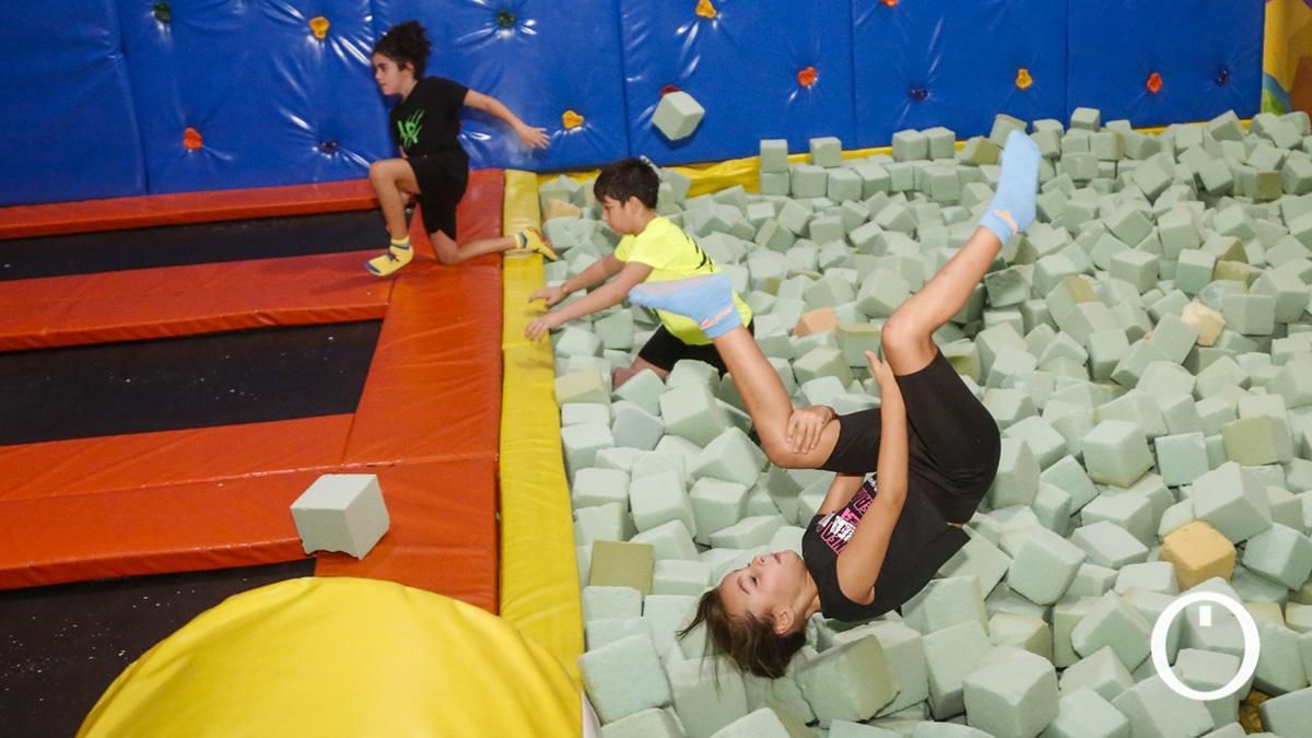 Parkour en Jumping Warrior con Álex Segura