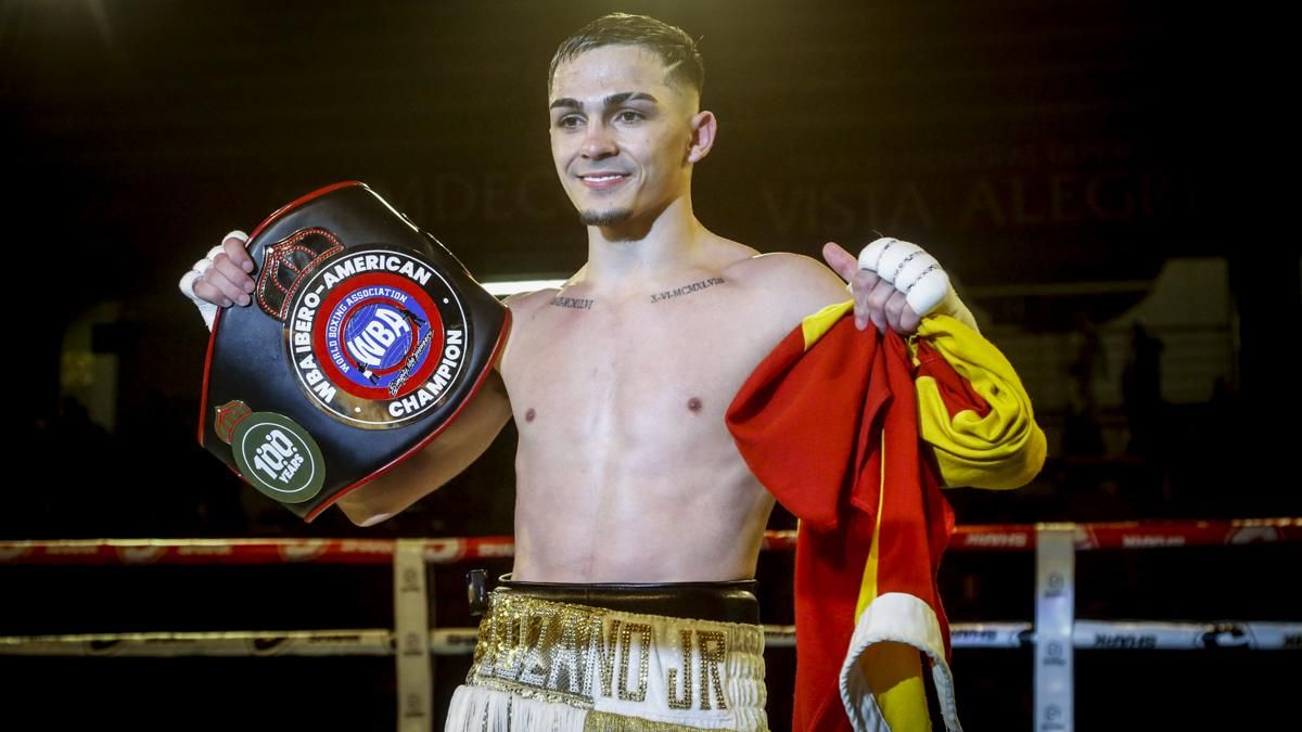 Combate de Rafa Lozano Jr. por el cinturón Iberoamericano
