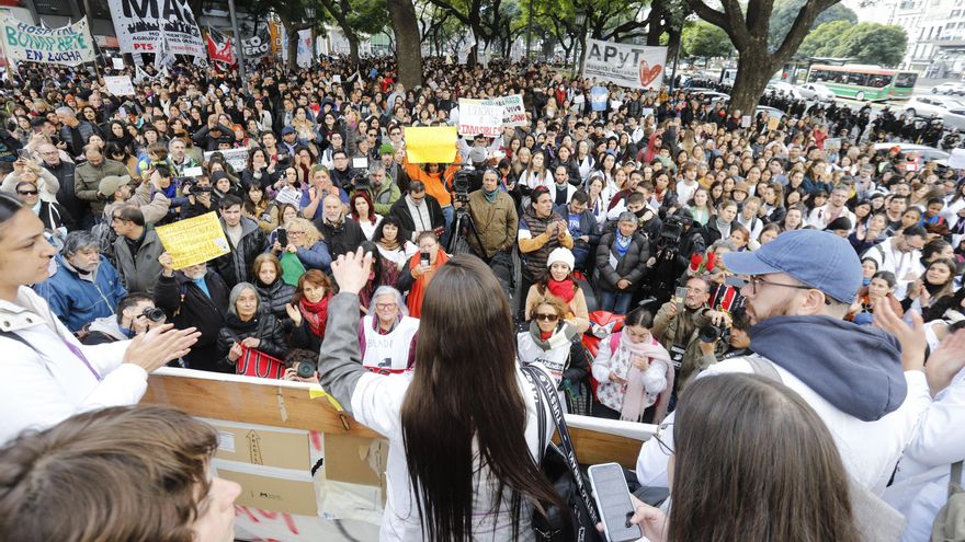 Los trabajadores del Garrahan denuncian que el Gobierno no hizo una oferta de mejora salarial: "Encima de pagarte muy poco, tratan de ensuciarte"