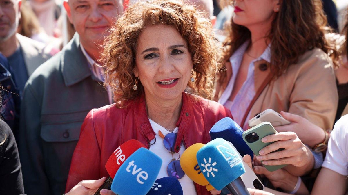 La candidata a la Junta de Andalucía por el Partido PSOE-A María Jesús Montero