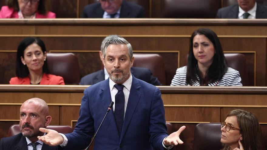 Archivo - El vicesecretario del PP de Hacienda, Vivienda e Infraestructuras, Juan Bravo, durante una sesión plenaria en el Congreso, a 29 de abril de 2026, en Madrid (España). La sesión de control se centra en la política económica, la gestión de fondos e