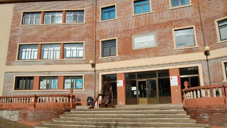 El Área de Extensión Universitaria de la Universidad de León está situada en El Albéitar.