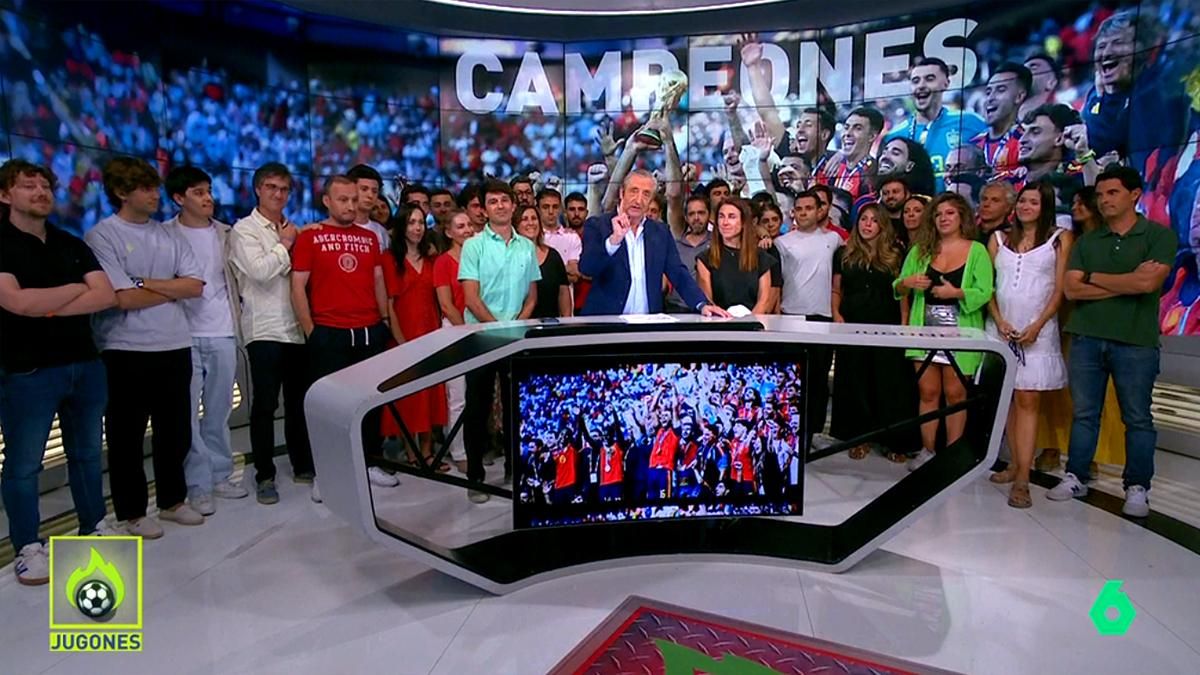 Josep Pedrerol se despide de laSexta en su último 'Jugones': "Estamos orgullosos de lo que hemos conseguido"