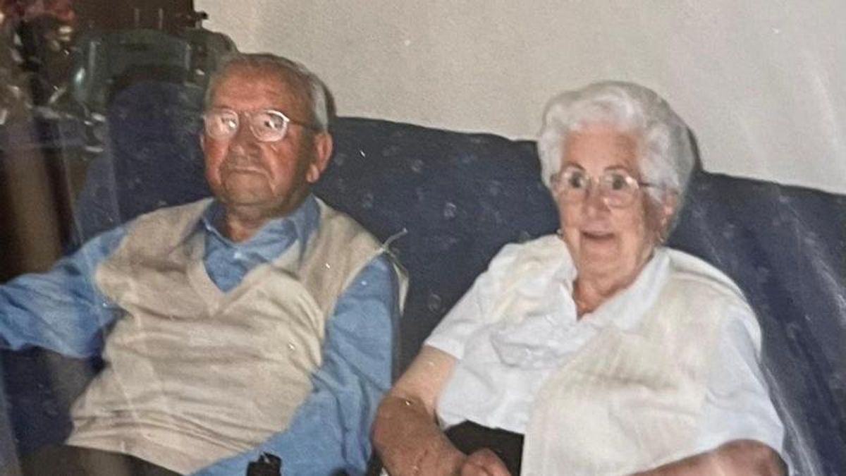 Araceli y su marido Manuel en su última visita a España.