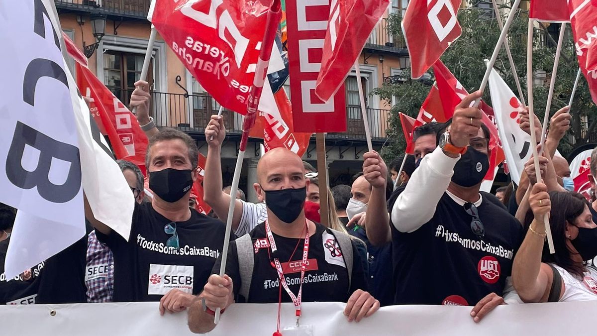 Manifestación en Toledo contra el ERE de Caixabank