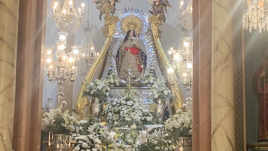 En un robo en el santuario de la patrona de Los Santos acaban llevándose la cabeza de la imagen