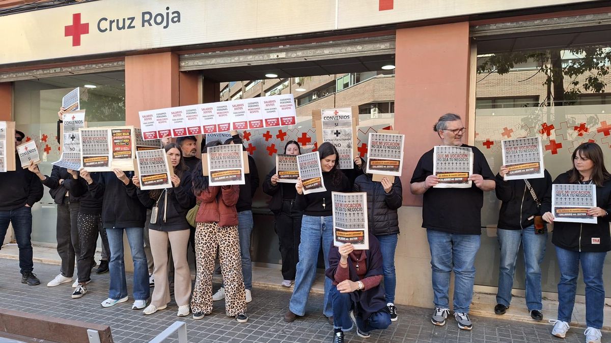 Huelga de los trabajadores de Cruz Roja: “La empresa demuestra de forma evidente su falta de voluntad de negociar"