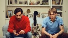 Gabriel D'Almeida Freitas y el también director de la cinta Xavier Dolan en 'Matthias & Maxime'