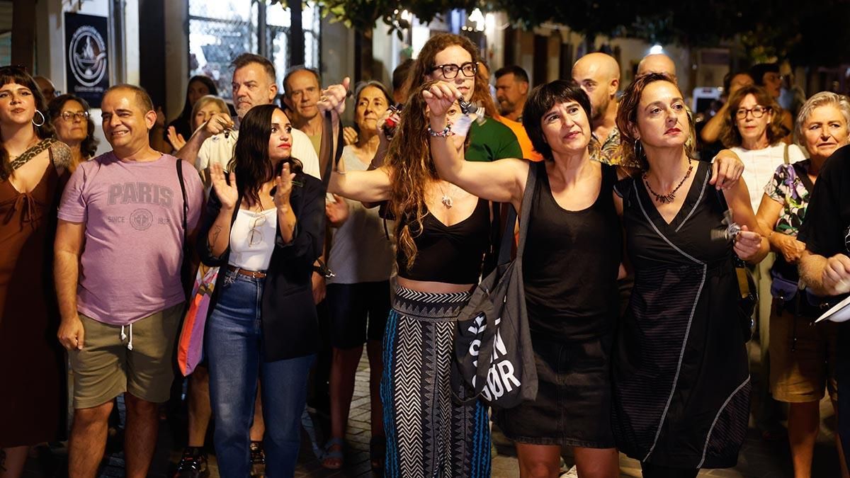 Una cacerolada pide en Córdoba el apoyo a los decretos de vivienda