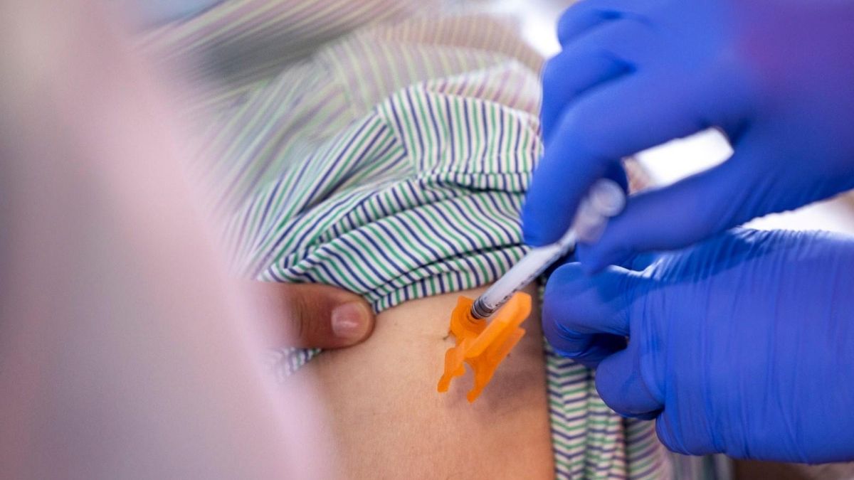 La Asociación Española de Vacunología rechaza un congreso que cuestiona la seguridad de las vacunas y las vincula con autismo