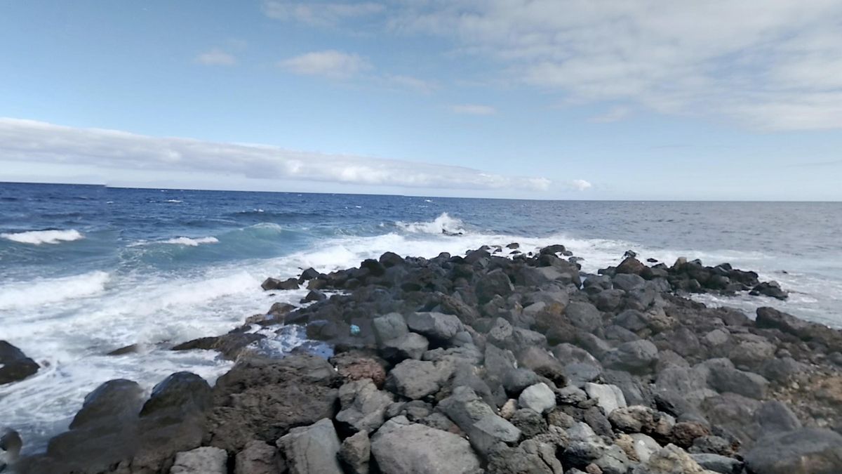 Muere un hombre de 25 años tras ser rescatado del mar en Güímar