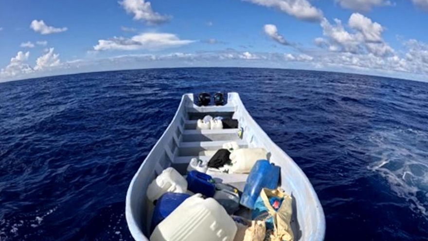Repatrian a 44 migrantes dominicanos tras interceptar sus barcos en aguas de Puerto Rico