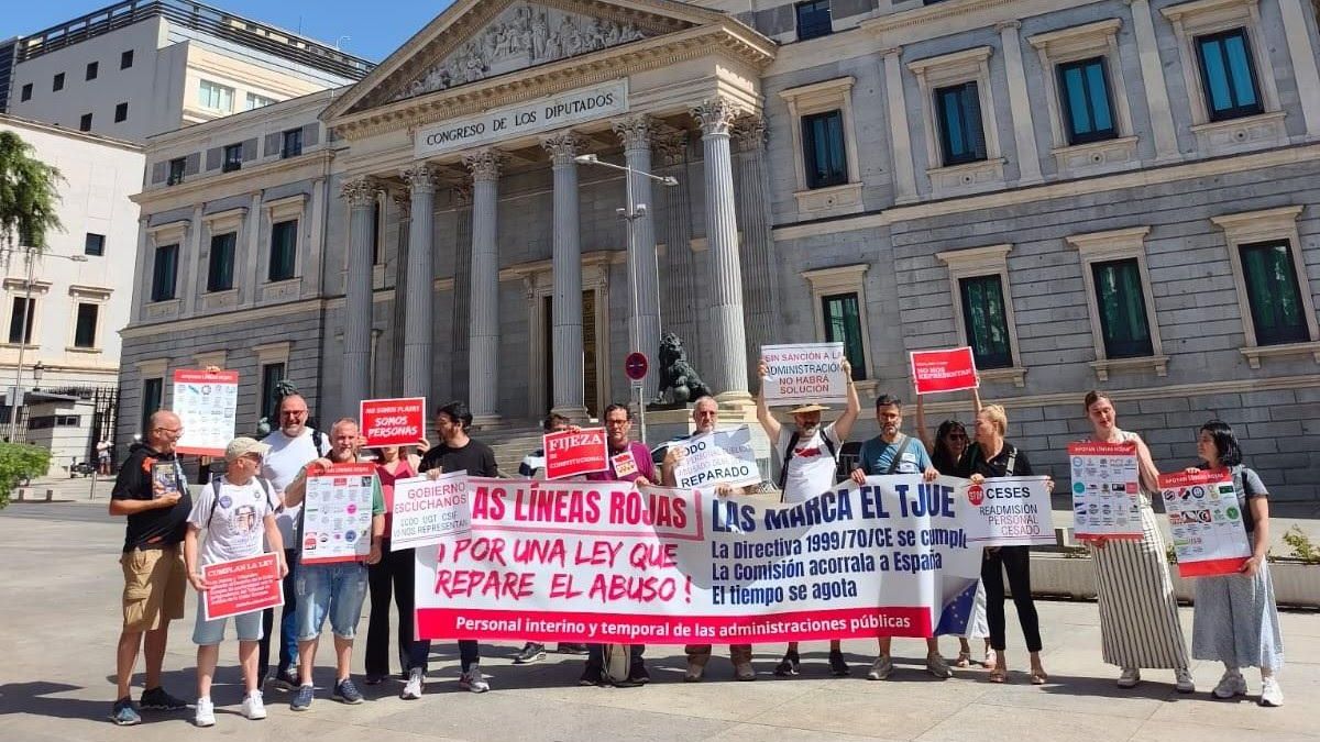 El Gobierno pide a Bruselas hasta marzo de 2027 para atajar el abuso de interinos a riesgo de una demanda contra España