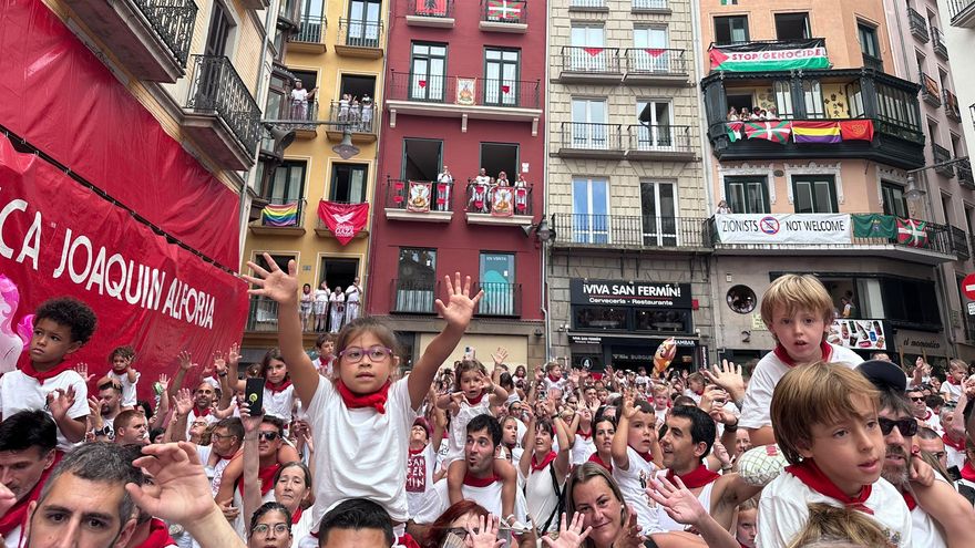 Asistentes del chupinazo 'txiki'