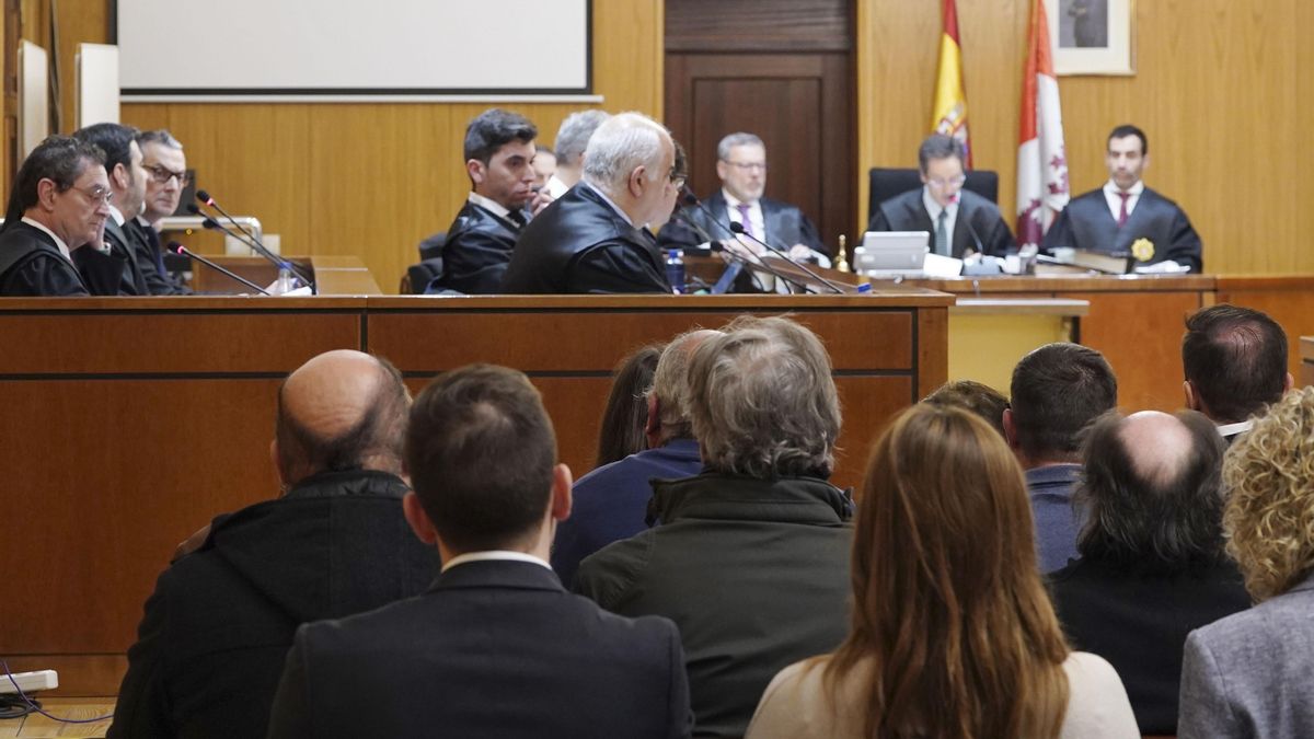 Varios testigos del 'caso de ataúdes' aseguran que no les dejaron ver entrar el féretro al horno