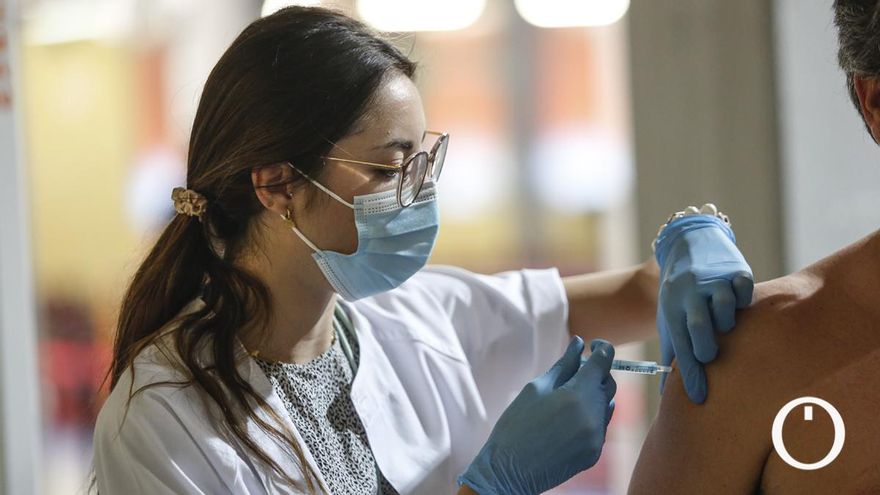 Salud abre la cita de la vacuna a personas de 40 a 36 años esta semana