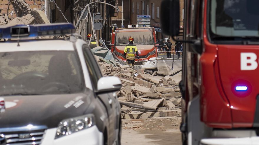 VÍDEO | Se derrumba un edificio de cinco plantas en el centro de Teruel tras haber sido desalojado
