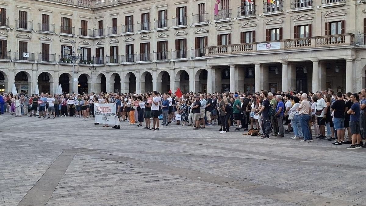Contramanifestación en Vitoria