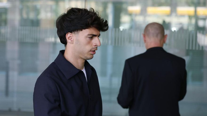 La jueza procesa al exfutbolista del Espanyol Álvaro Aguado por agresión sexual a una empleada del club