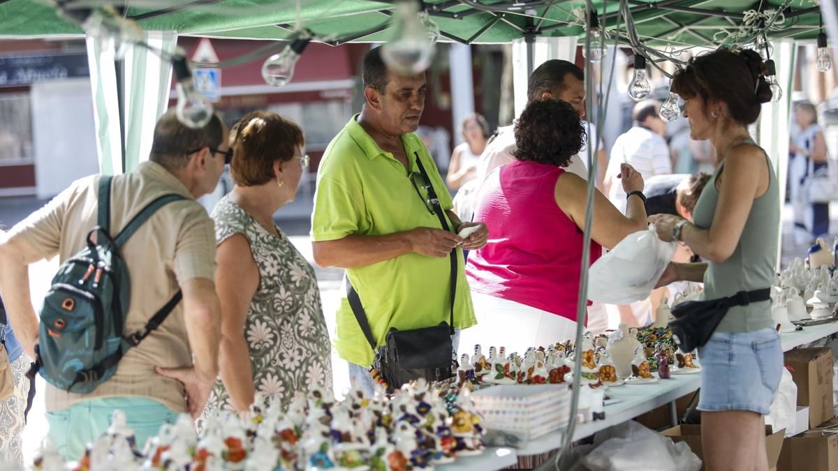Salmorejá y ambiente en la Velá el día de la Fuensanta