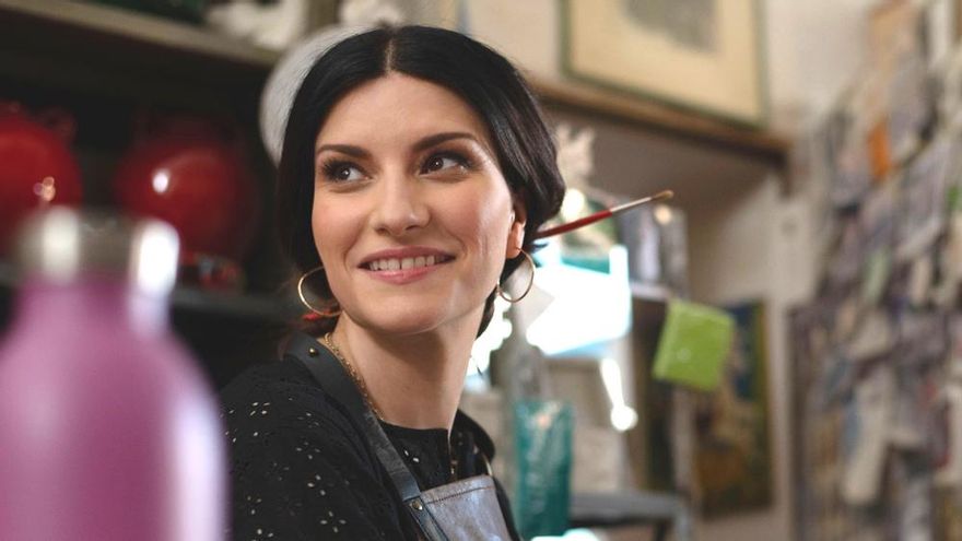 Laura Pausini se abre en canal en su documental: de la presión de los premios al temor de "haber contado ya todo"
