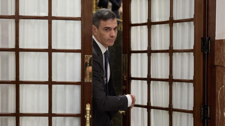 Sánchez presiona al PP para un pacto en inmigración e impulsa medidas sociales en busca de amplios consensos