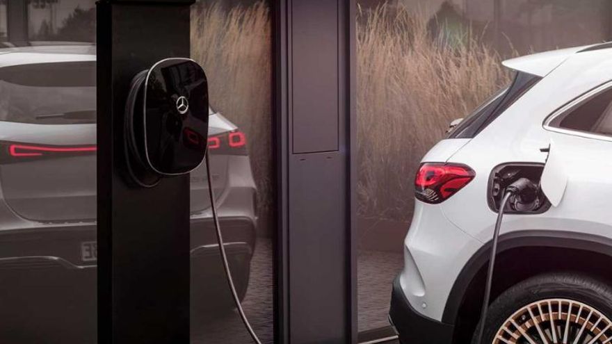 Los vehículos eléctricos se concentran en hogares con altos ingresos y nivel educativo