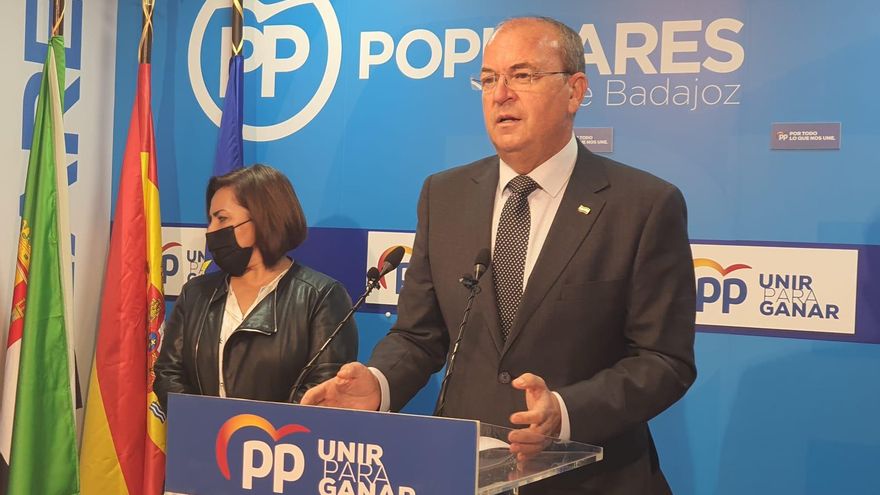 La Junta devuelve 53 millones que eran para autónomos y empresas ante las críticas de Monago