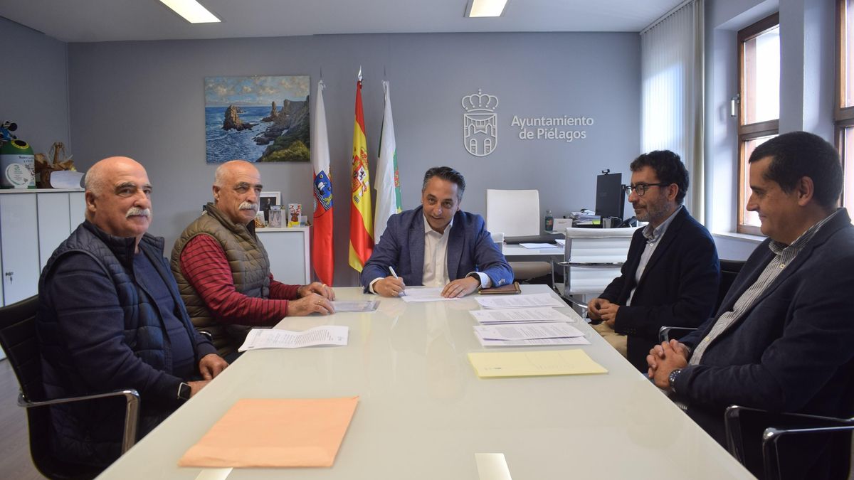 Piélagos invertirá casi 170.000 euros anuales en las nóminas de cinco asesores