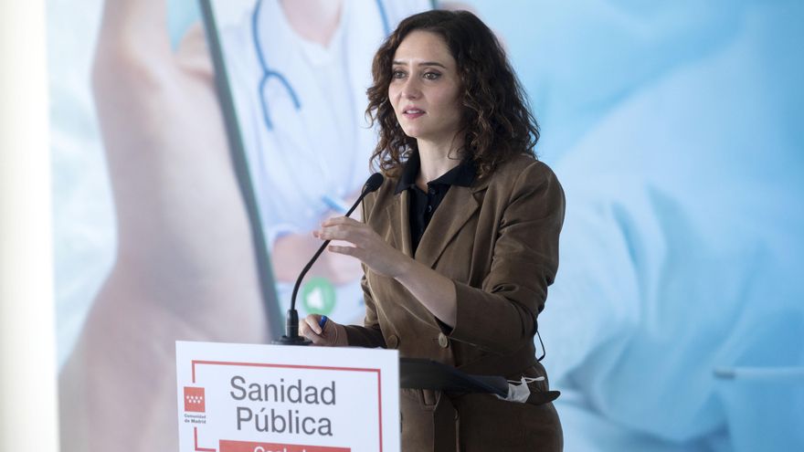 Los médicos dan un ultimátum a Ayuso para que termine con la alta temporalidad de las plantillas