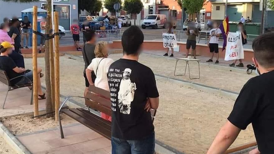 El delito de odio como amenaza a la libertad de expresión: dos antifascistas de Petrer que se manifestaron a favor de Pablo Hasel declaran como investigados