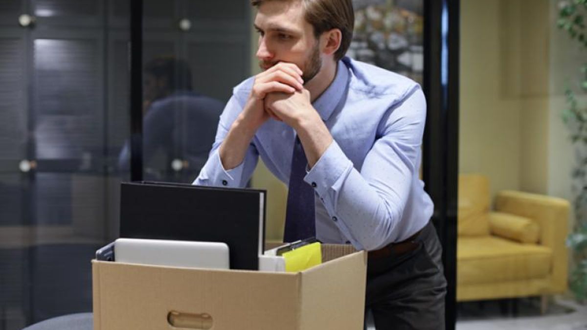 Los 4 motivos legales por los que pueden despedirte aunque estés de baja