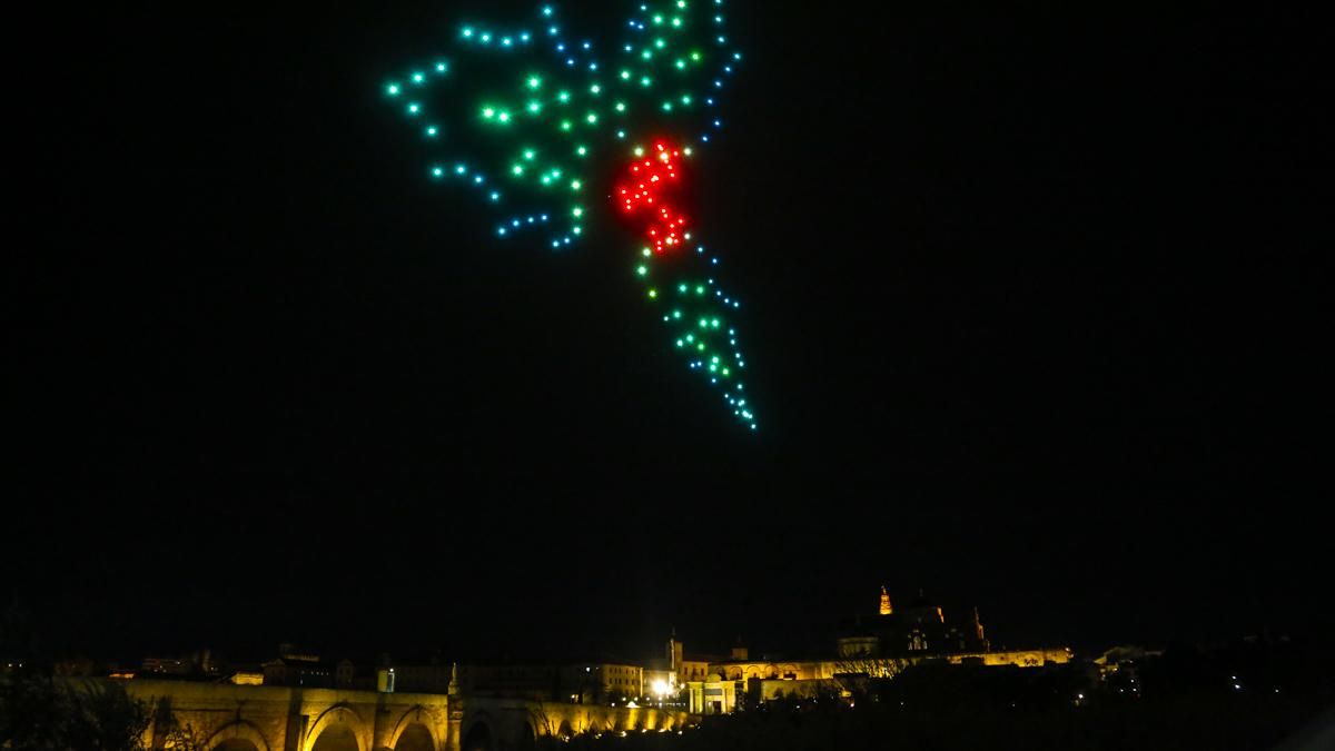 Espectáculo navideño de drones