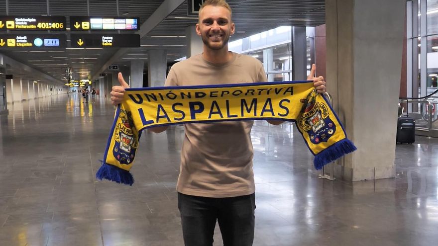 La UD Las Palmas ficha al veterano guardameta Jasper Cillessen por dos temporadas
